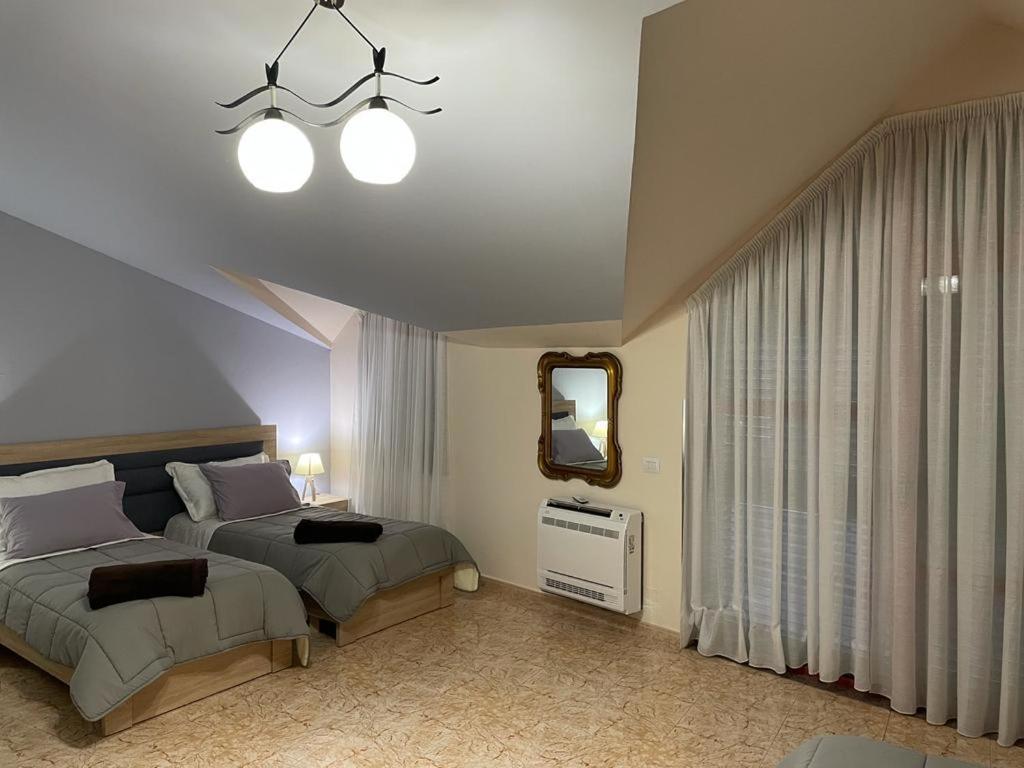 Maison Centre Shkodër Esterno foto