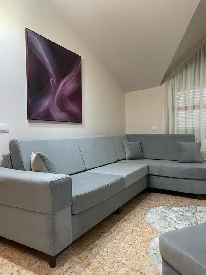 Maison Centre Shkodër Esterno foto