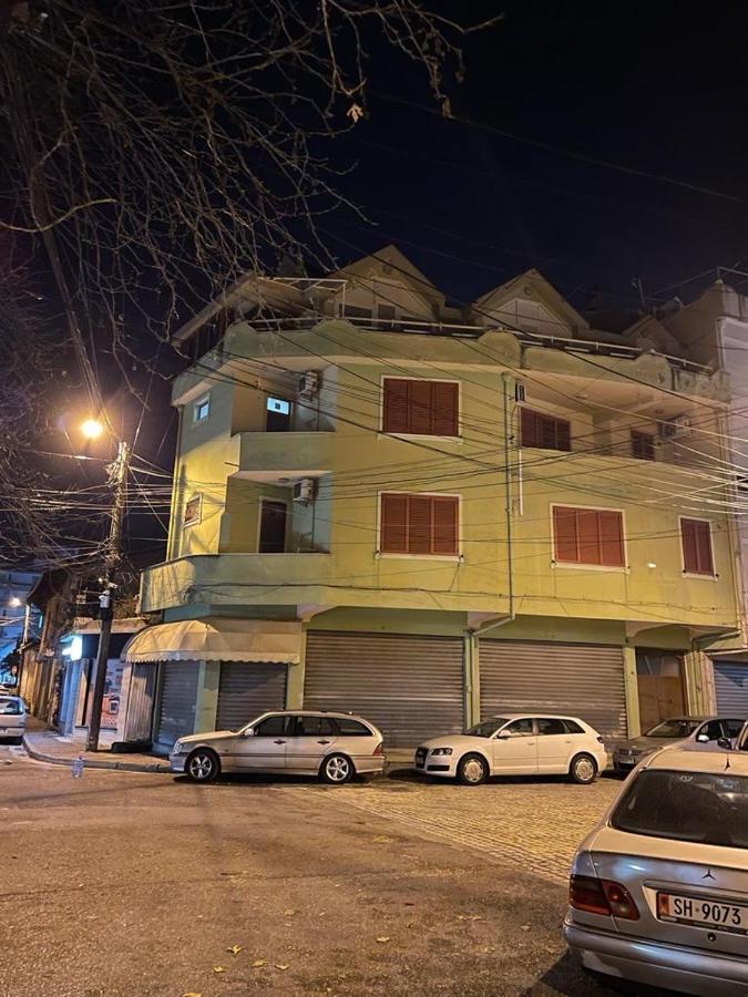 Maison Centre Shkodër Esterno foto