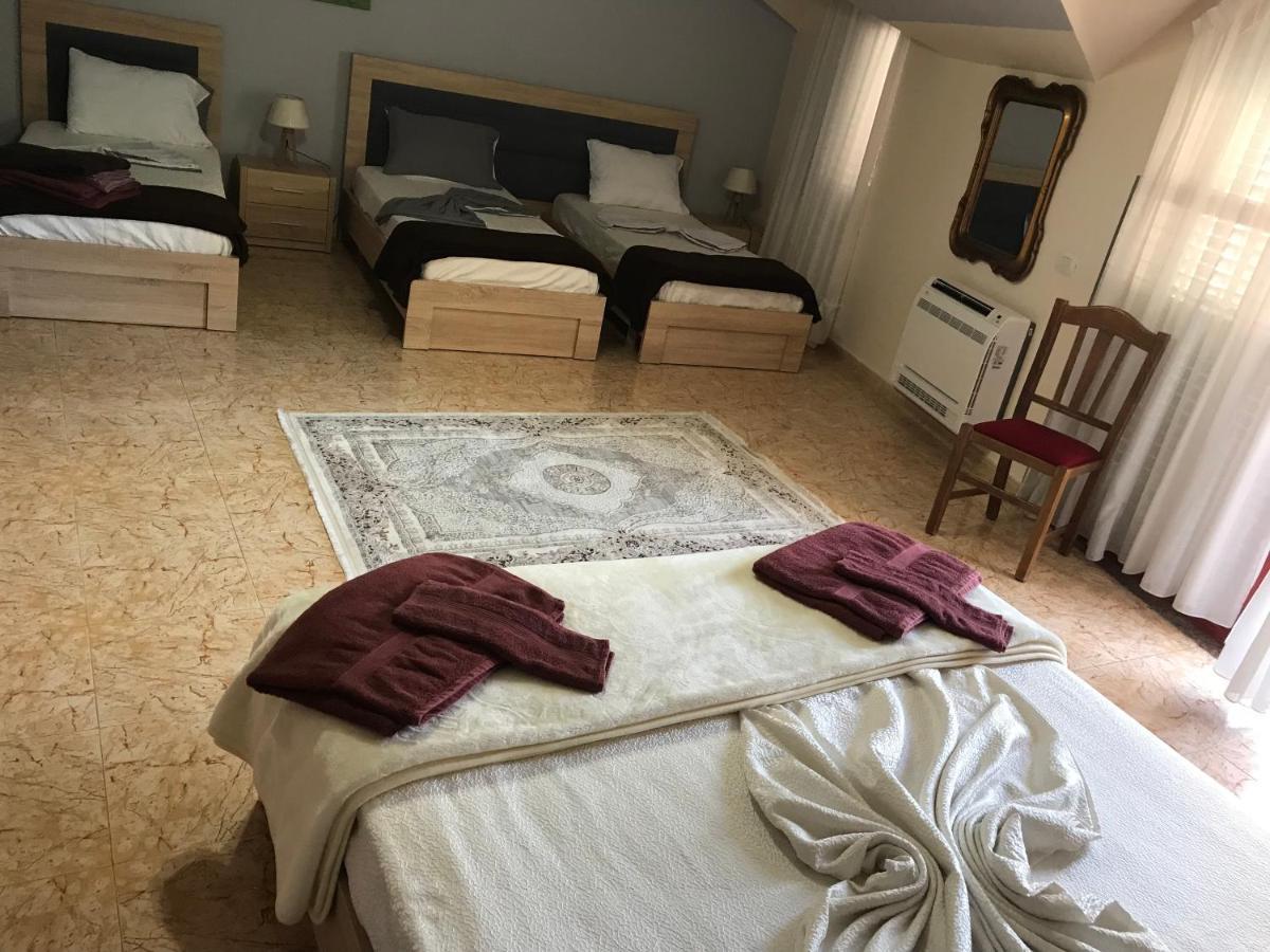 Maison Centre Shkodër Esterno foto