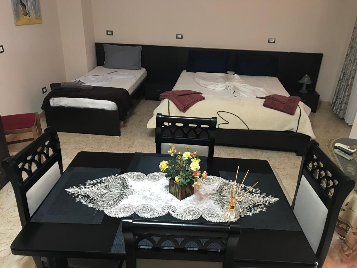 Maison Centre Shkodër Esterno foto
