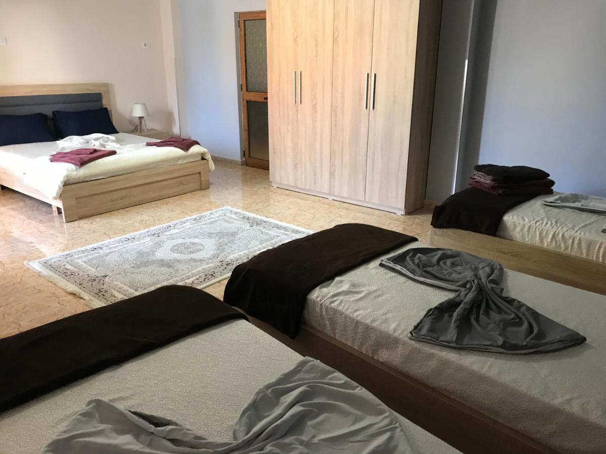 Maison Centre Shkodër Esterno foto